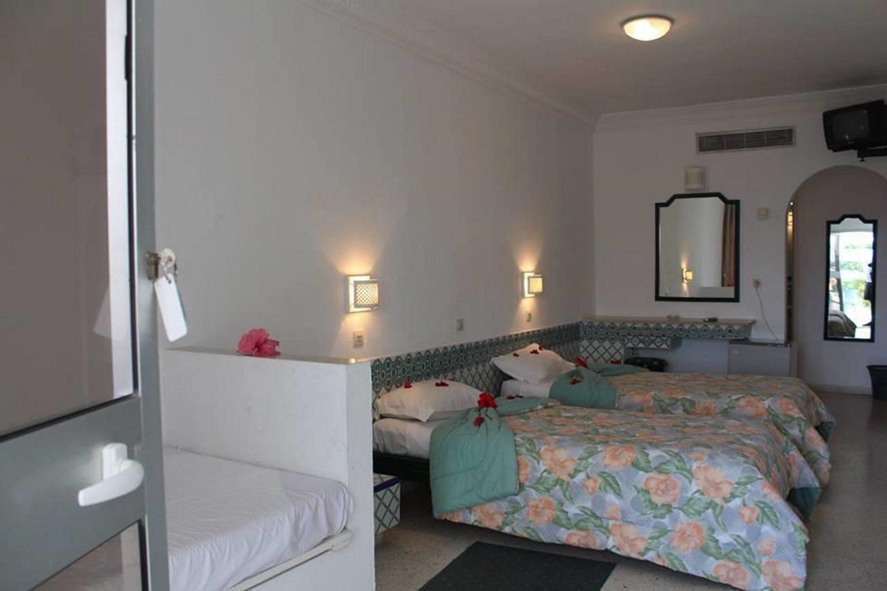 Complexe Touristique Sidi Salem Ξενοδοχείο Μπιζέρτα Εξωτερικό φωτογραφία